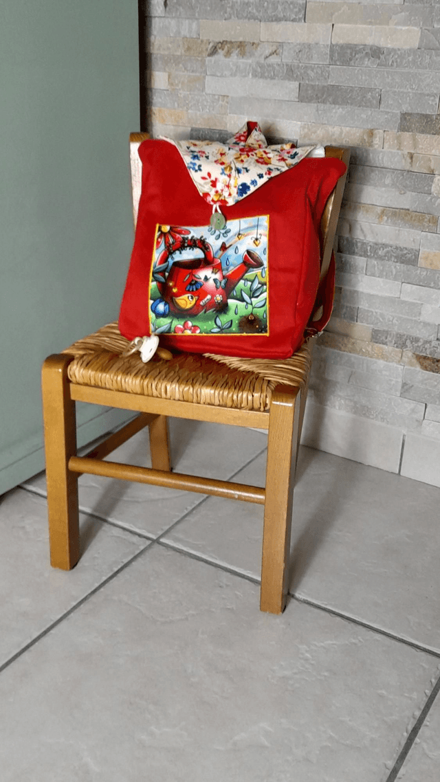 Sac à Dos illustré Arrosoir rouge