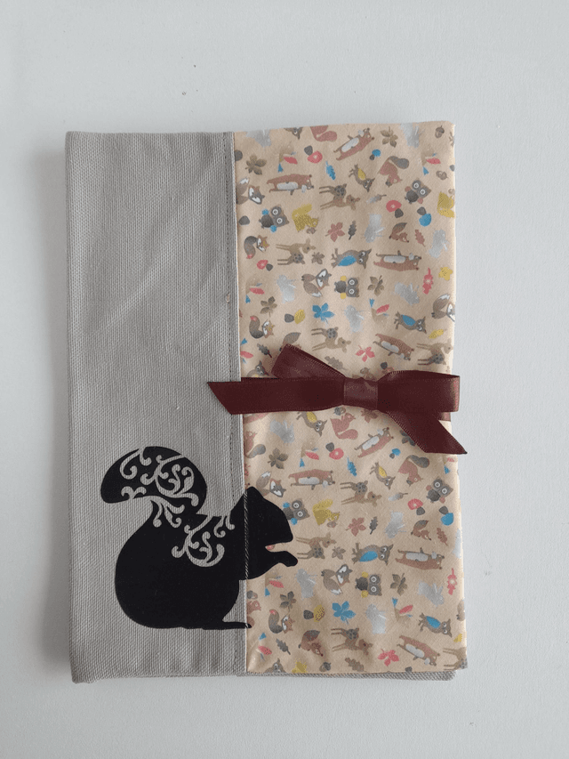 Protège carnet de santé Écureuil 